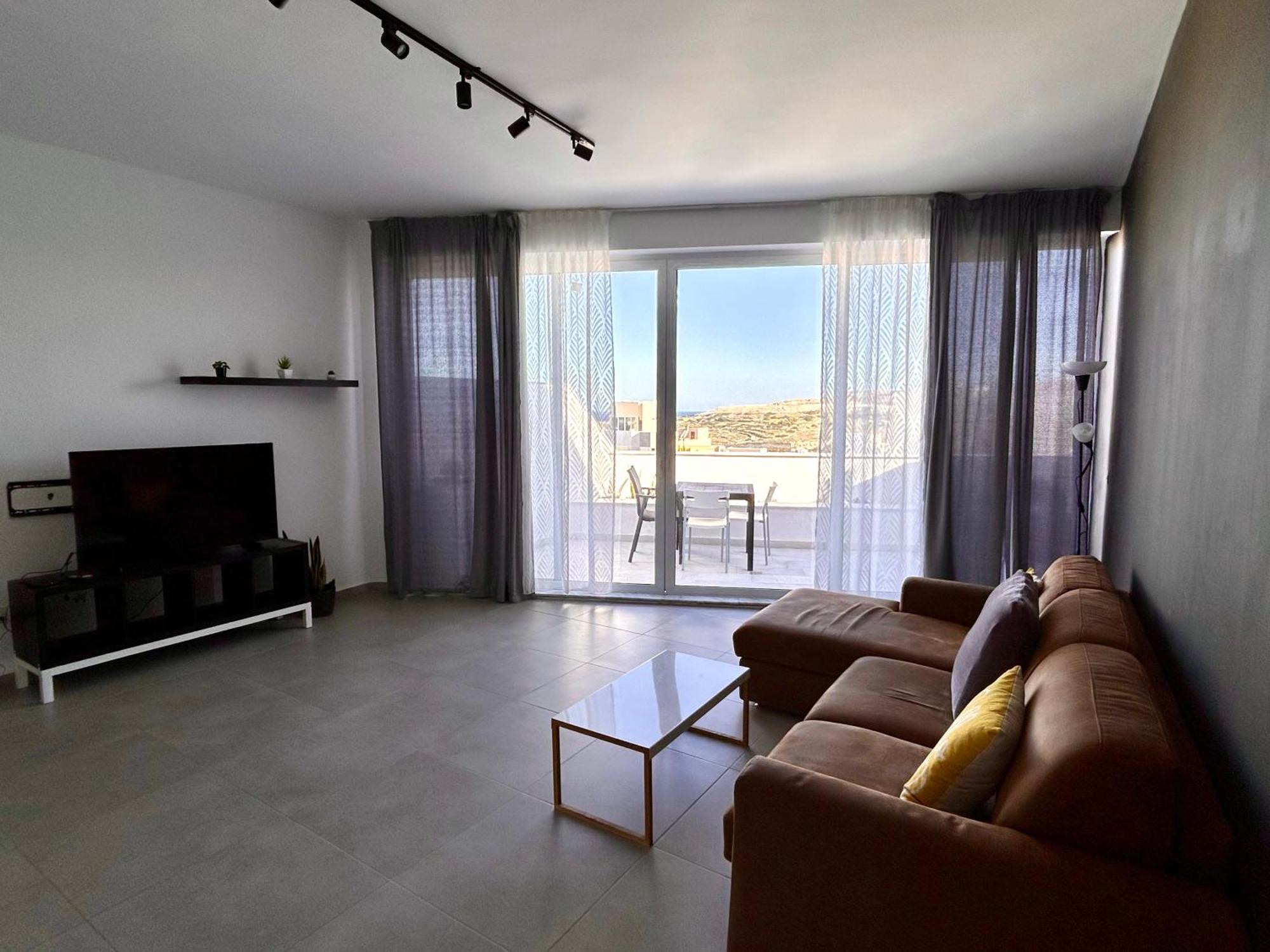 Qawra Penthouse 4person Ac+wifi Apartman